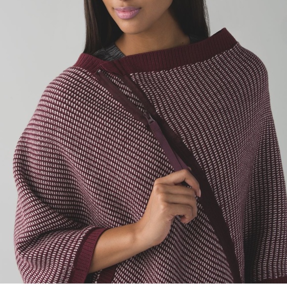 Lululemon On The Go Scarf/Poncho - Picture 3 of 8